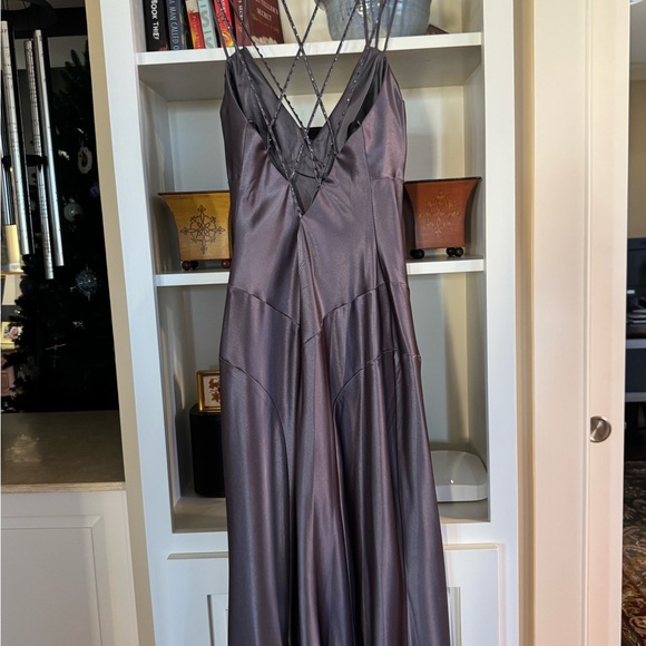 Dave & Johnny Elegant Gray Backless Dress - Picture 3 of 6